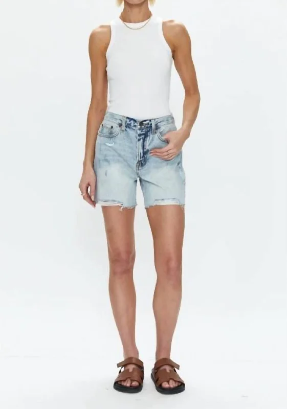 Women's Clothing With Trendy Designs Devin High Rise Denim Shorts In St. Tropez