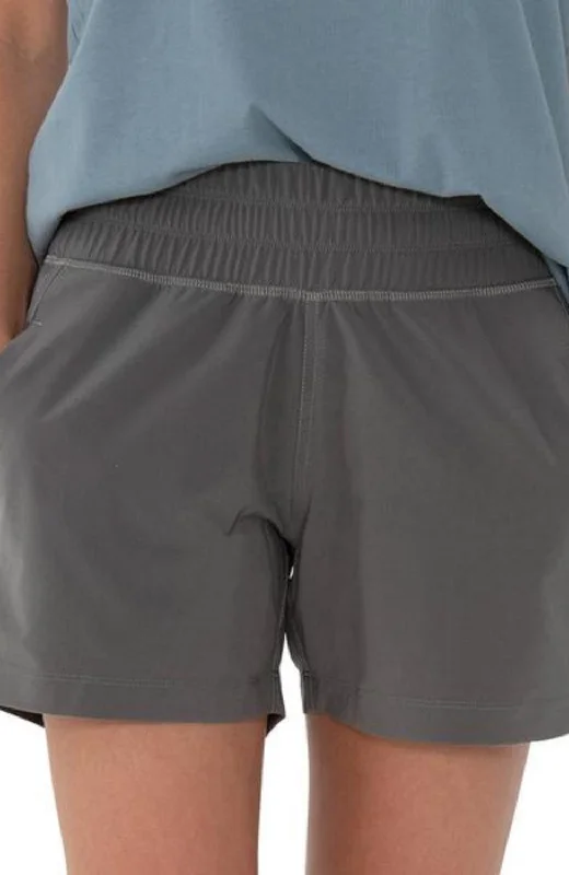 Women's Athleisure Apparel Pull On Breeze Shorts In Graphite