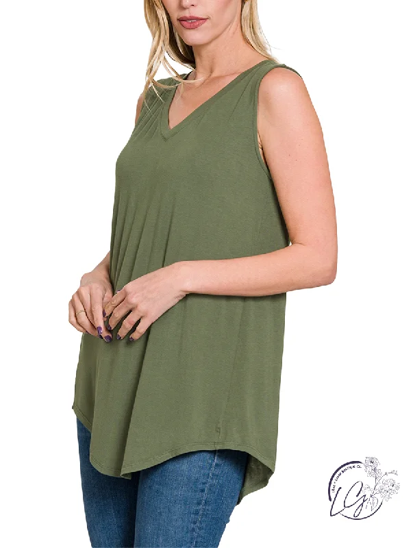 Classic Chic Deals Sleek V-Neck Tank Top