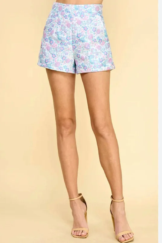 Sustainable Women's Apparel Flower Garden Tapestry Shorts In Floral Print